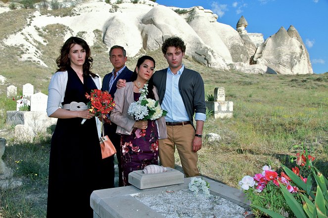 Kreuzfahrt ins Glück - Hochzeitsreise in die Türkei - Filmfotos - Claudia Mehnert, Florian Fitz, Nursel Köse, Timur Isik