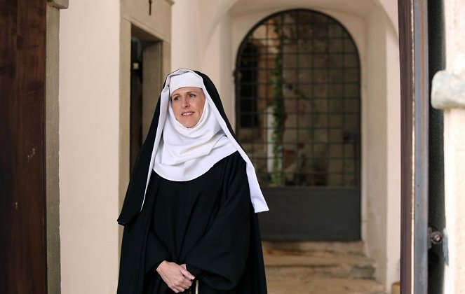 The Little Hours - Film - Molly Shannon