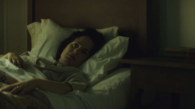 One and Two - Filmfotos - Elizabeth Reaser