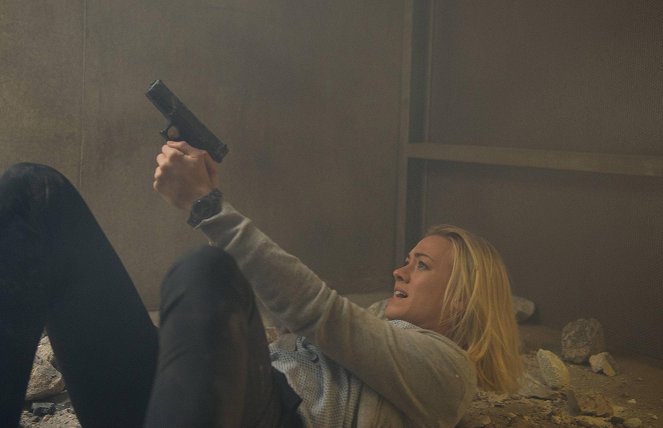 24: Live Another Day - 11:00 a.m.-12:00 p.m. - Van film - Yvonne Strahovski