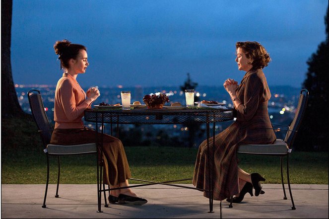 Rules Don't Apply - Film - Lily Collins, Annette Bening