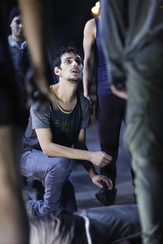 The 100 - The Other Side - Photos - Devon Bostick