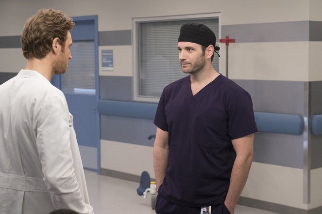 Chicago Med - Pulsions coupables - Film - Colin Donnell