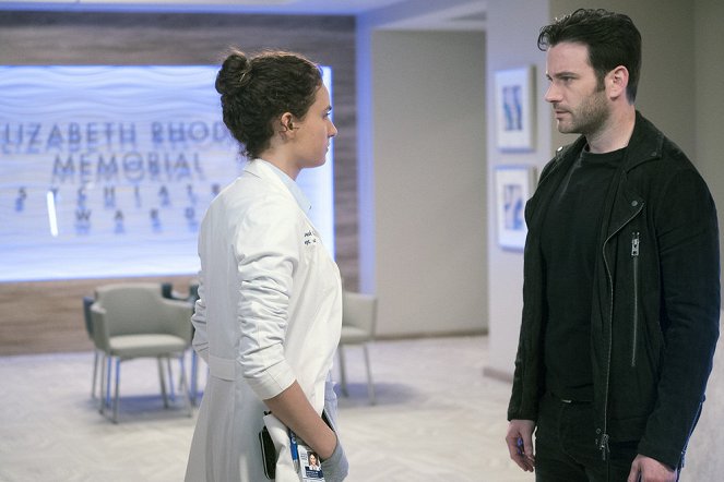 Chicago Med - Deliver Us - Photos - Colin Donnell