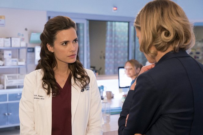 Chicago Med - White Butterflies - Photos - Torrey DeVitto