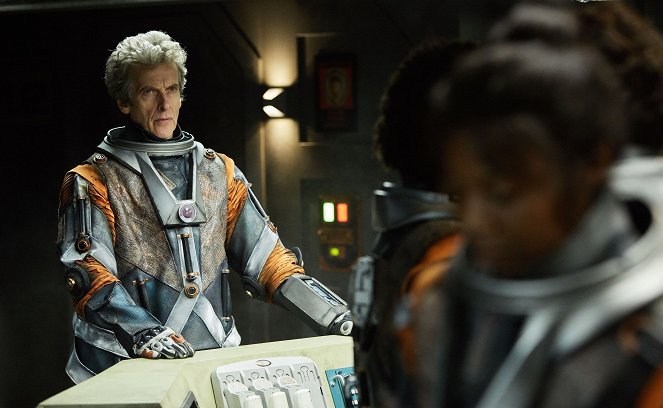 Doctor Who - Oxygen - Photos - Peter Capaldi
