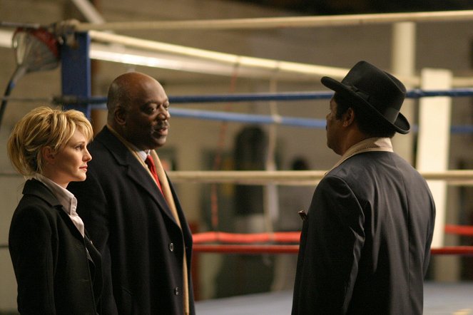 Cold Case : Affaires classées - Mort sur le ring - Film - Kathryn Morris, Thom Barry