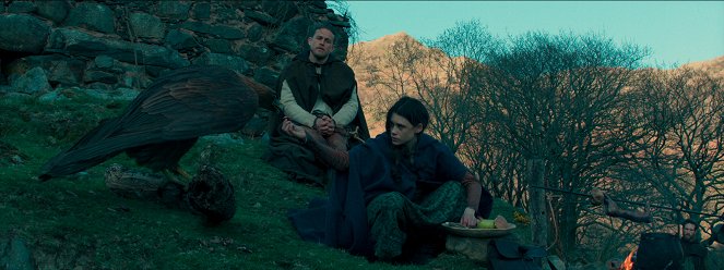 King Arthur: Legend of the Sword - Photos - Charlie Hunnam, Àstrid Bergès-Frisbey