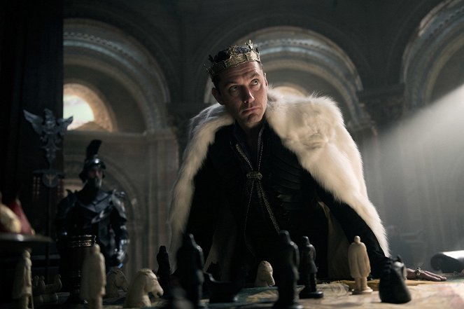 Rei Arthur - A Lenda da Espada - De filmes - Jude Law
