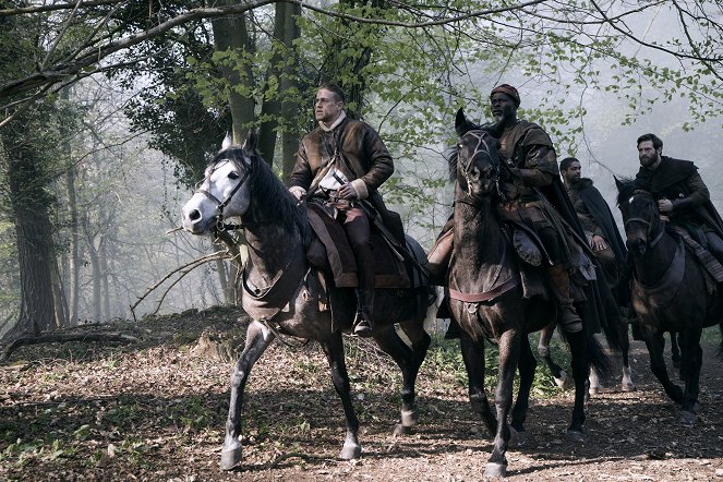 King Arthur: Legend of the Sword - Photos - Charlie Hunnam, Djimon Hounsou