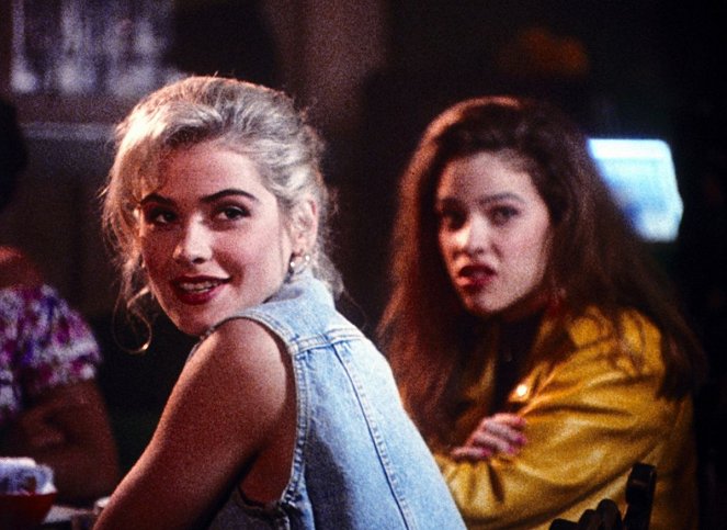 Buffy, a vámpírok réme - Filmfotók - Kristy Swanson, Hilary Swank