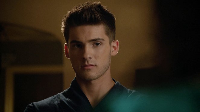 Teen Wolf - Required Reading - Photos - Cody Christian