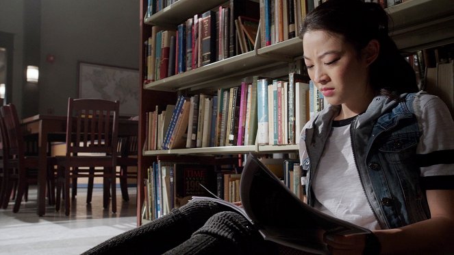 Un lobo adolescente - Season 5 - Lectura obligada - De la película - Arden Cho