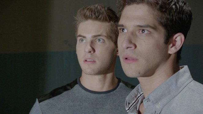 Teen Wolf - Season 5 - Lesen erforderlich - Filmfotos - Cody Christian, Tyler Posey