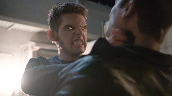 Teen Wolf - Required Reading - Photos