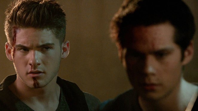 Teen Wolf - Nastoletni Wilkołak - Uroboros - Z filmu - Cody Christian, Dylan O'Brien