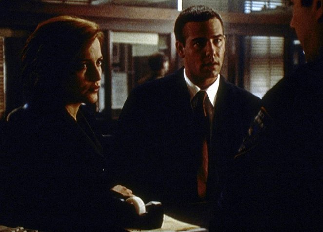 The X-Files - Photo mortelle - Film - Gillian Anderson, Richard Ruccolo