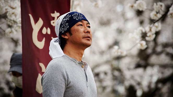 Kirsikkapuiden alla - Kuvat elokuvasta - Masatoshi Nagase