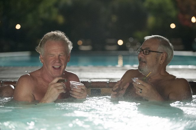 Graves - Season 1 - That Dare Not Speak - Photos - Nick Nolte