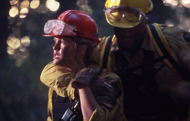 Wildfire 7: The Inferno - Do filme - Tracey Gold
