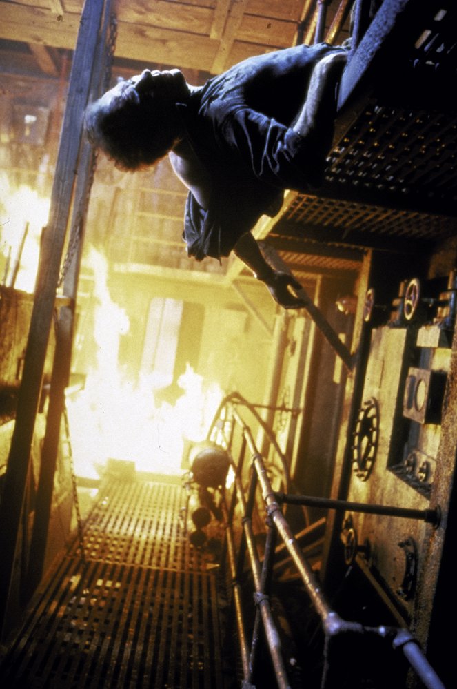 Explosiv - Blown Away - Filmfotos - Tommy Lee Jones
