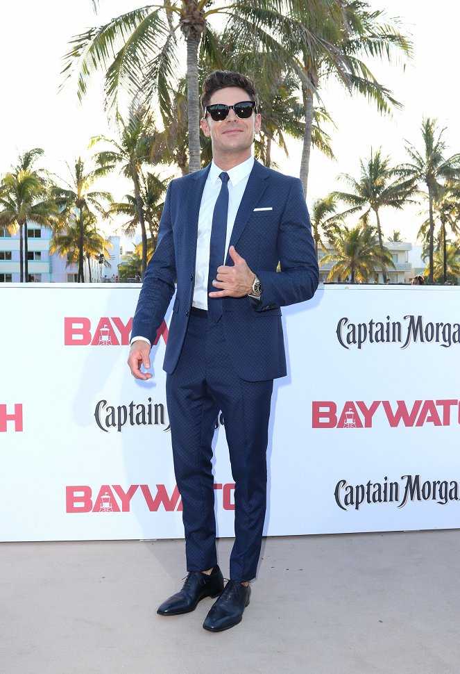 Baywatch - Events - Zac Efron