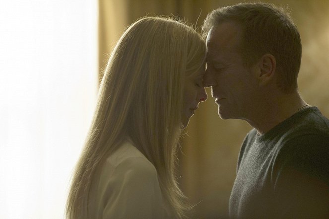24: Live Another Day - Live Another Day: 15:00 – 16:00 Uhr - Filmfotos - Kim Raver, Kiefer Sutherland