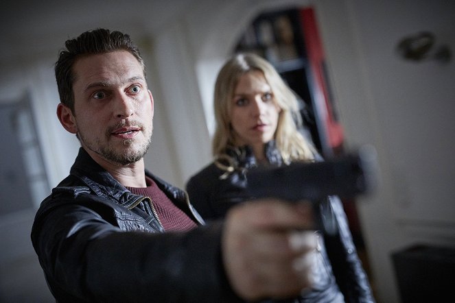 Alerta Cobra - Season 22 - Geister der Vergangenheit - De la película - Julian Schmieder