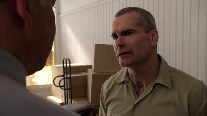 Sons of Anarchy - Small Tears - Van film - Henry Rollins