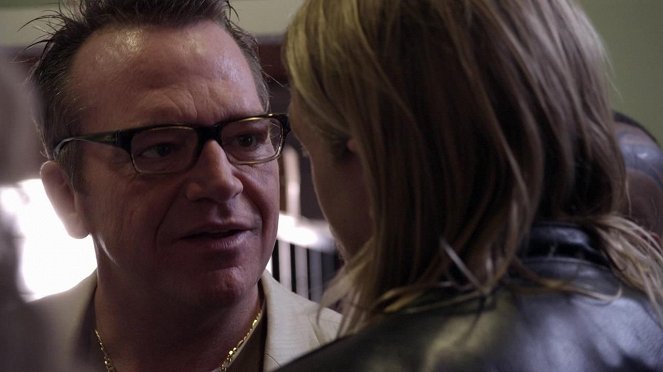 Sons of Anarchy - Small Tears - Photos - Tom Arnold