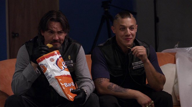 Sons of Anarchy - Fix - Van film - Tommy Flanagan, Theo Rossi