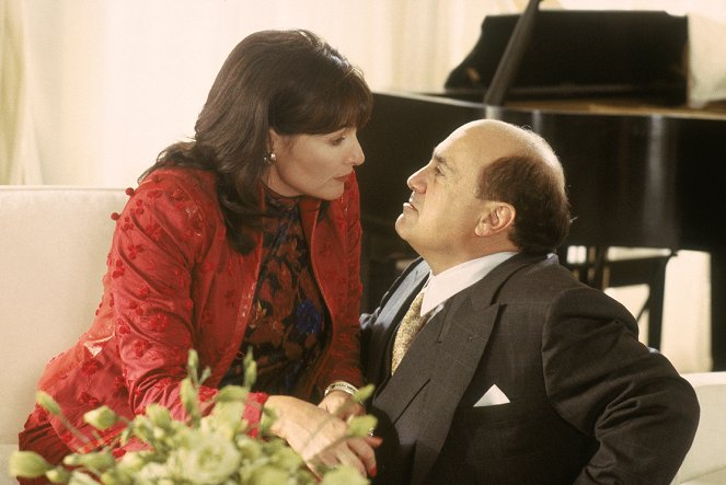 What's the Worst That Could Happen? - Photos - Nora Dunn, Danny DeVito