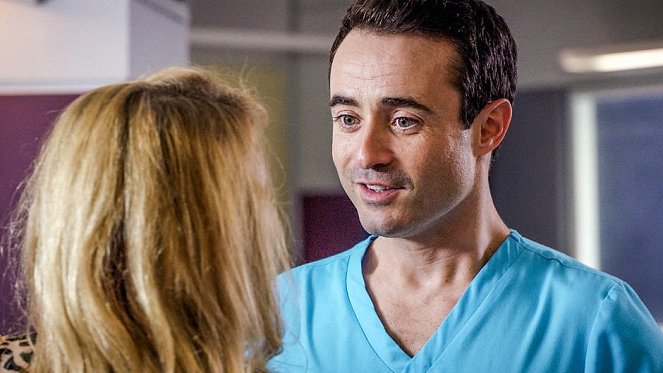 Holby City - Photos