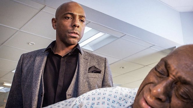 Holby City - Photos