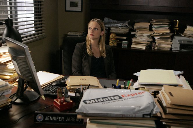 Criminal Minds - Season 3 - Lo-Fi - Photos - A.J. Cook