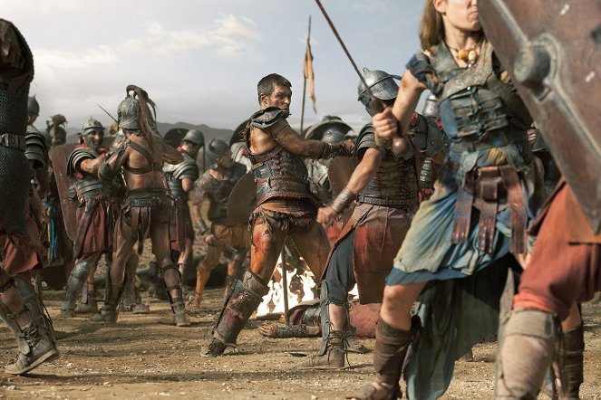 Spartacus - Wojna potępionych - Zwycięstwo - Z filmu - Liam McIntyre