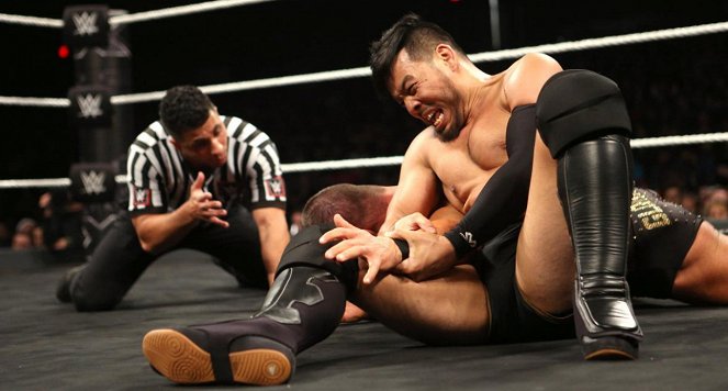 NXT TakeOver: Chicago - Photos - 小林健太