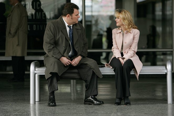 Cold Case : Affaires classées - Chiennes de vies - Film - Jeremy Ratchford, Sarah Aldrich