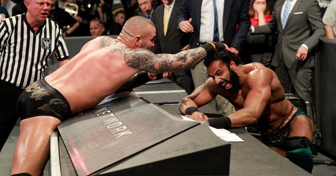 WWE Backlash - Film - Randy Orton, Yuvraj Dhesi