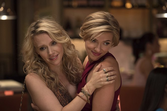 Girls Night - Do filme - Kate McKinnon, Scarlett Johansson