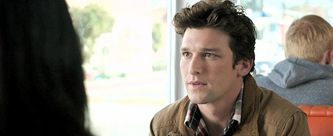 Ouija - Photos - Daren Kagasoff