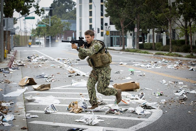 The Last Ship - Vereinigung - Filmfotos - Travis Van Winkle