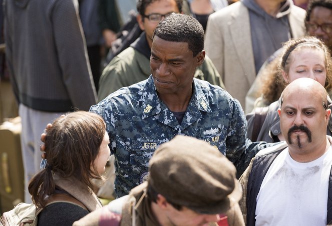 The Last Ship - A More Perfect Union - Van film - Charles Parnell