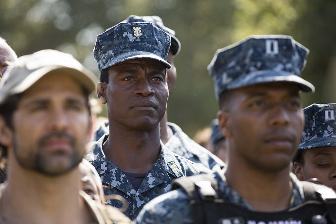 The Last Ship - Season 2 - A More Perfect Union - Photos - Charles Parnell