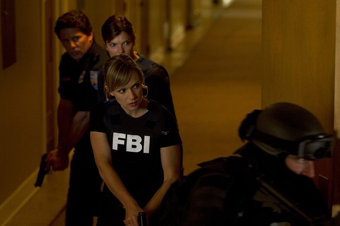 Criminal Minds - Season 9 - The Inspired - Photos - A.J. Cook