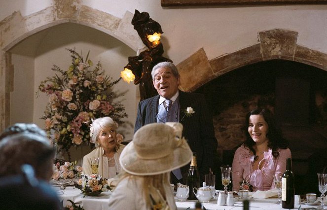 Inspector Barnaby - Melodie des Todes - Filmfotos - June Whitfield, Trevor Peacock, Kate Fleetwood