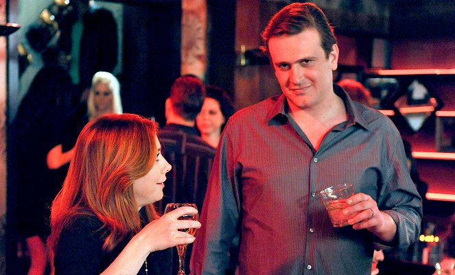 How I Met Your Mother - The Perfect Cocktail - Photos - Alyson Hannigan, Jason Segel