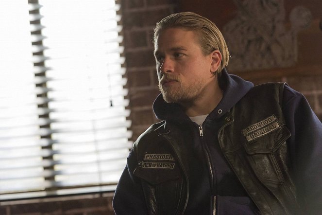Sons of Anarchy - A Mother's Work - Van film - Charlie Hunnam