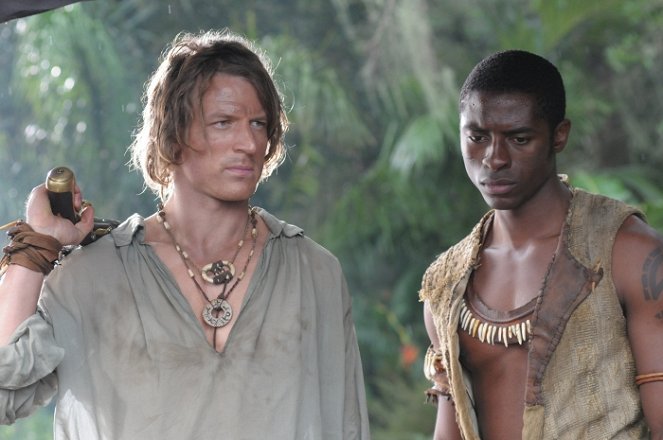 Crusoe - De la película - Philip Winchester, Tongayi Chirisa