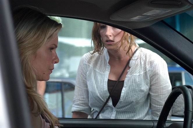 Issue fatale - Film - Andrea Roth, Kathleen Robertson